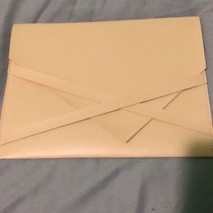 Meet your Posher, Janine